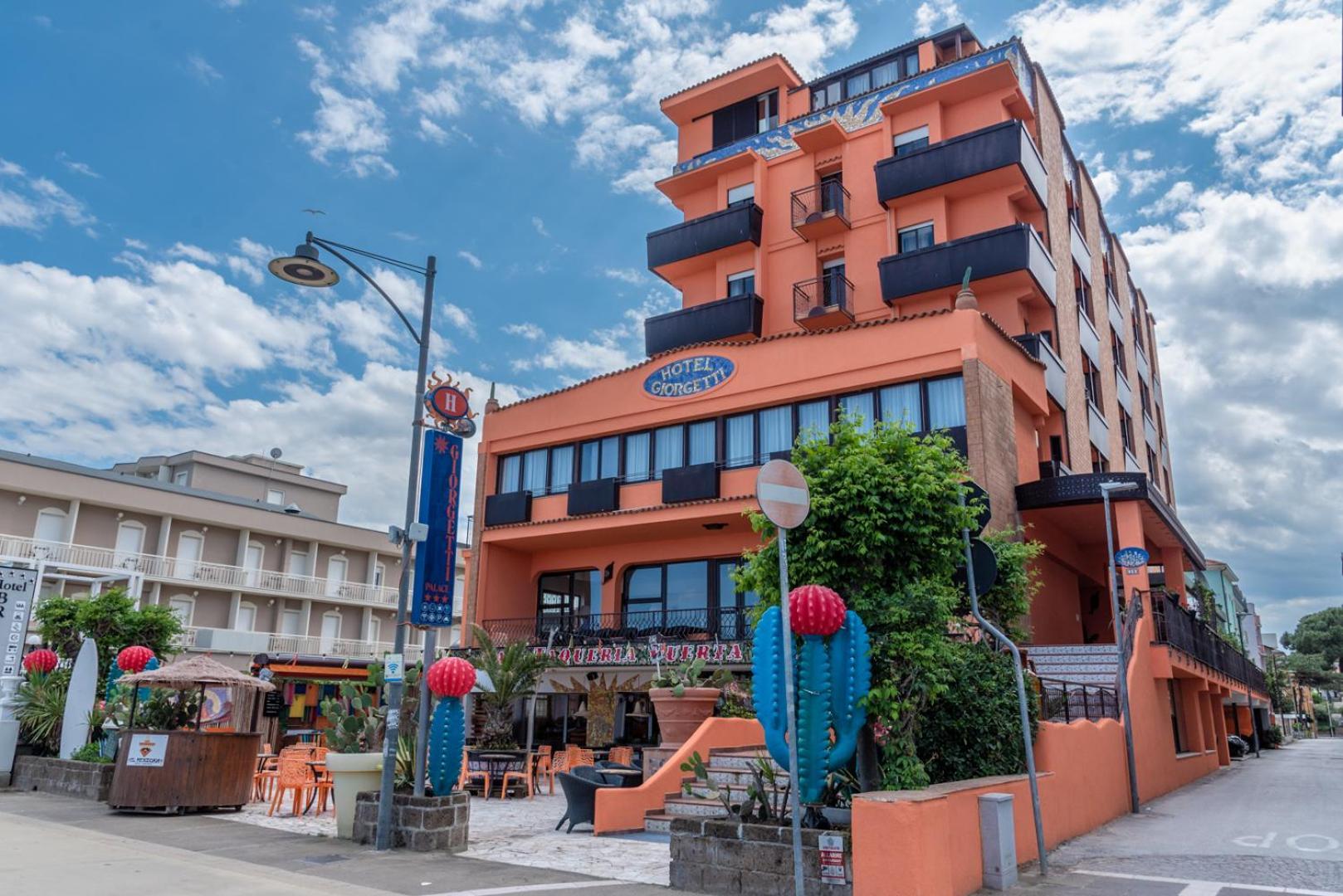 Hotel Giorgetti Orange Белларія-Іджеа-Марина Екстер'єр фото