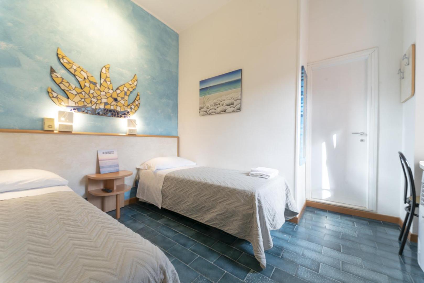 Hotel Giorgetti Orange Белларія-Іджеа-Марина Екстер'єр фото