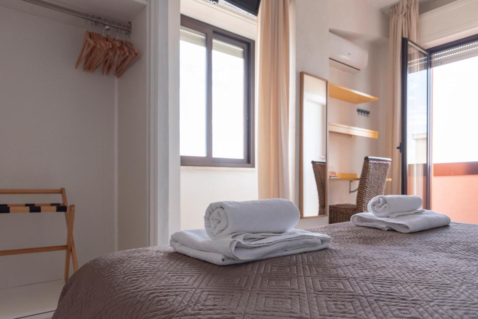 Hotel Giorgetti Orange Белларія-Іджеа-Марина Екстер'єр фото