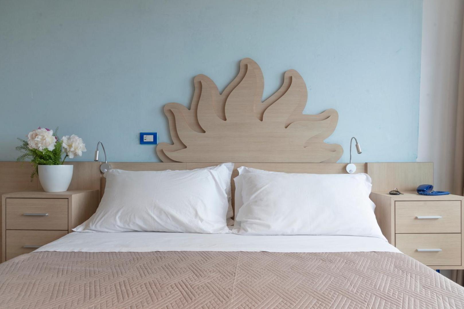 Hotel Giorgetti Orange Белларія-Іджеа-Марина Екстер'єр фото